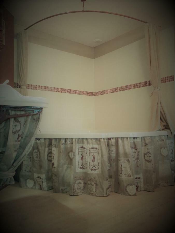 Maison D'Hotes "At'Home" Олт Екстериор снимка