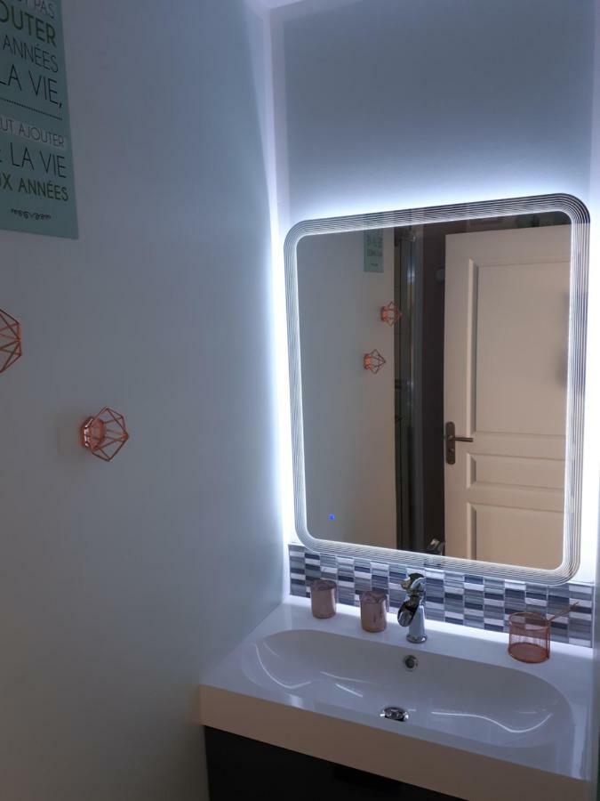Maison D'Hotes "At'Home" Олт Екстериор снимка